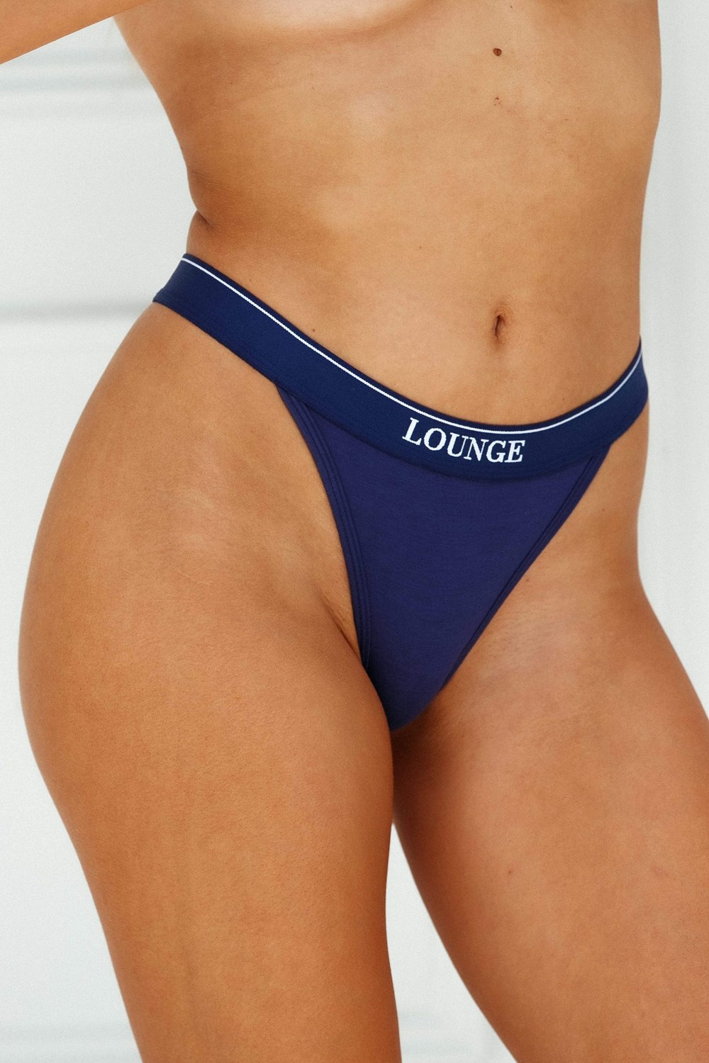 Lounge Underwear Bamboo Minimal Triangle Tanga Námornícka Modrá | QRTMWEH-29